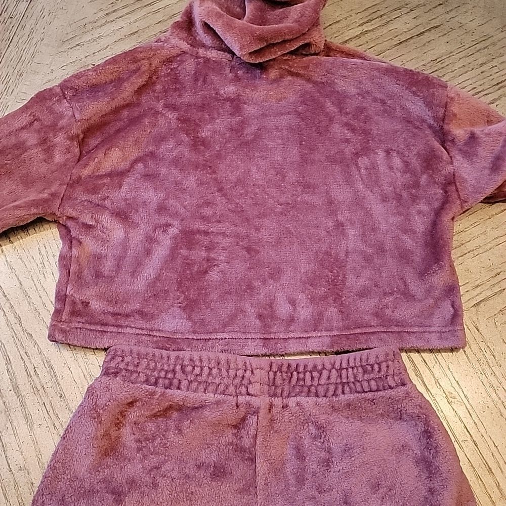 Lounge Cozy sweater M and shorts S Guess 💟 - Picture 8 of 10